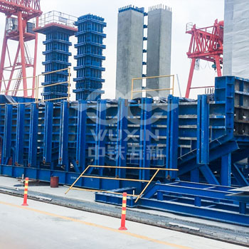 Khuôn-cột-cầu-&-khuôn-dầm-mũ