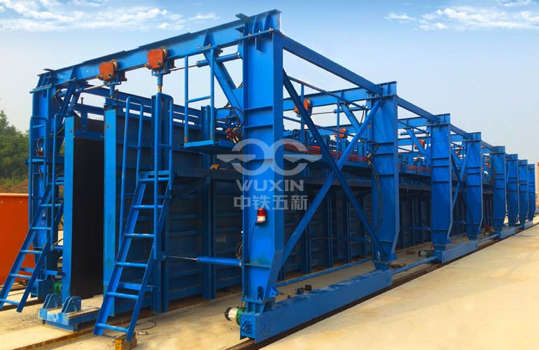 Khuôn dầm ray tàu