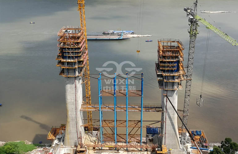 Ván khuôn leo thủy lực