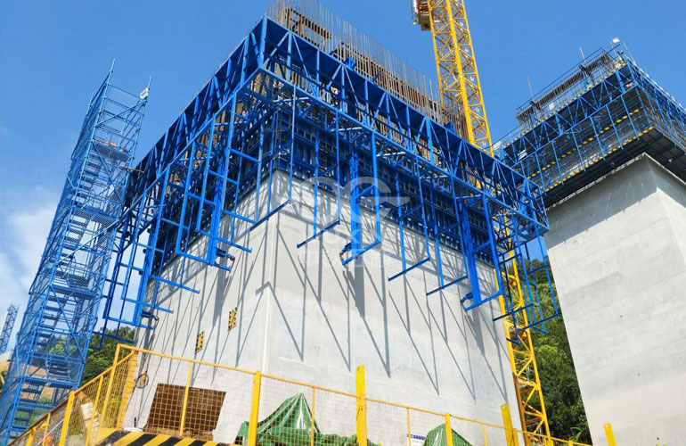 Nền tảng thông minh thi công cột trụ cao